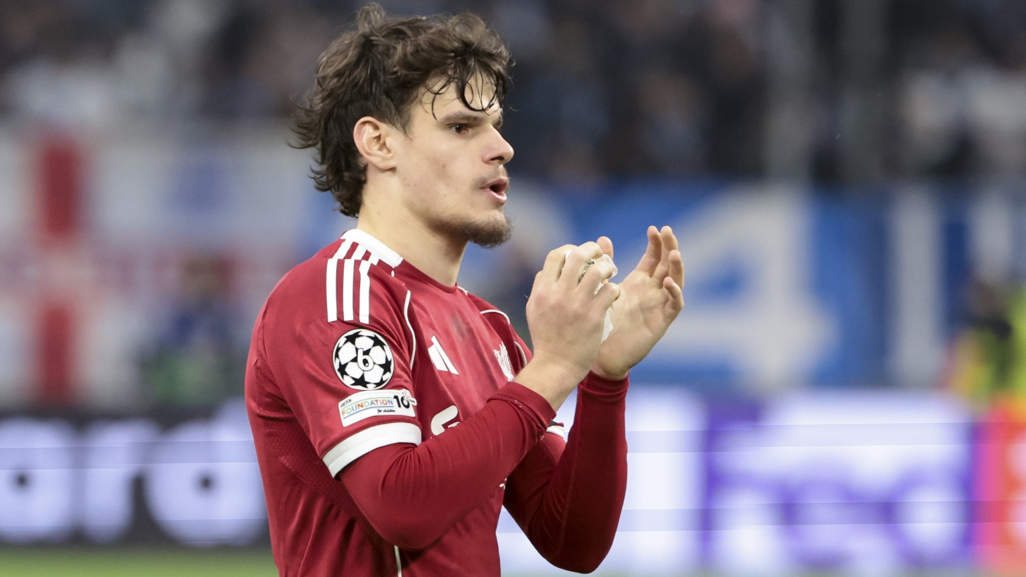 Kerkez Milos, a Liverpool magyar válogatott játékosa az Olympique Lyon elleni Bajnokok Ligája-mérkőzés után.