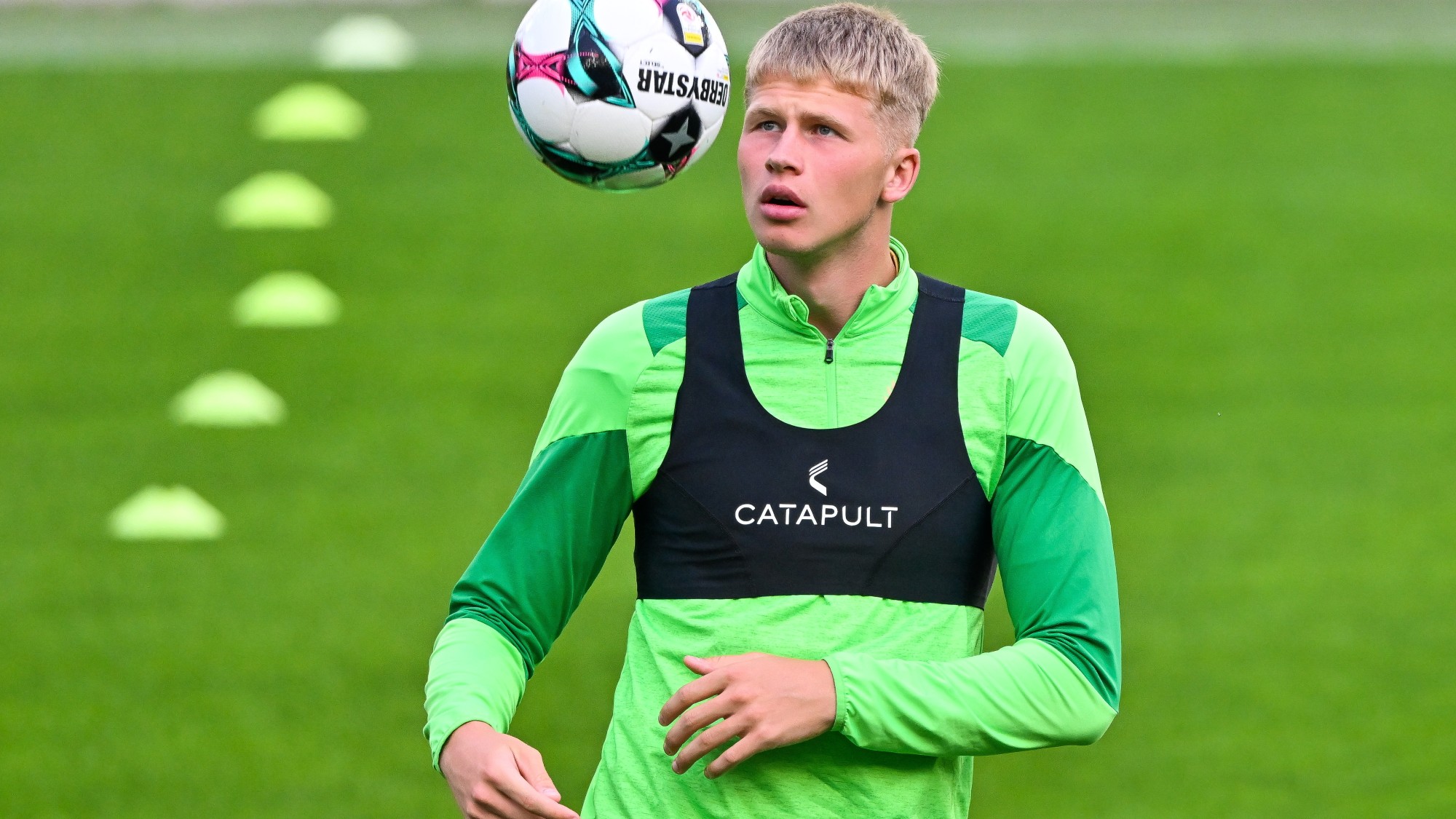 Olekszandr Piscsur, az ETO FC Győr játékosa a csapat edzésén a bécsi Allianz Stadionban 2025. augusztus 27-én. A győri csapat Rapid Wien ellen Bécsben lép pályára a labdarúgó Konferencia-liga selejtezője negyedik fordulójának visszavágóján 2025. augusztus 27-én.